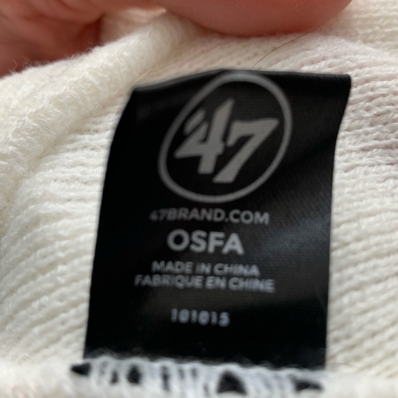 Official New England Patriots Beanie - Picture 7 of 8